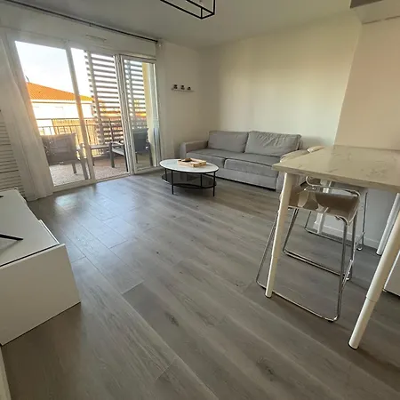 T2 Moderne Climatise Avec Parking *