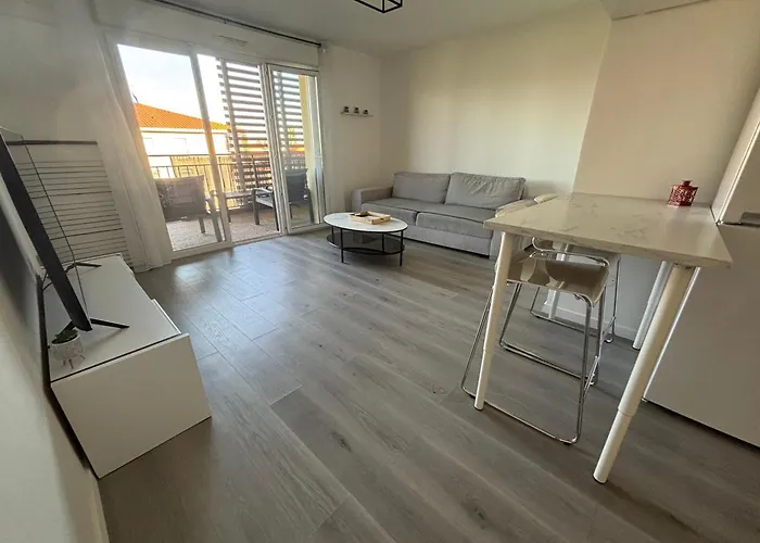 T2 Moderne Climatise Avec Parking *