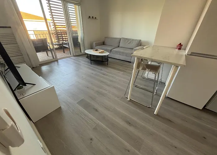 דירה T2 Moderne Climatise Avec Parking